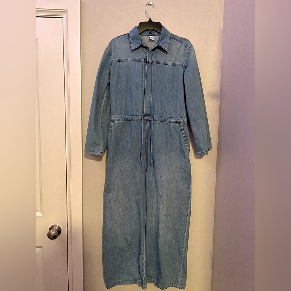 H&M Oversized Medium Wash Denim Jumpsuit, Size Extra-Small